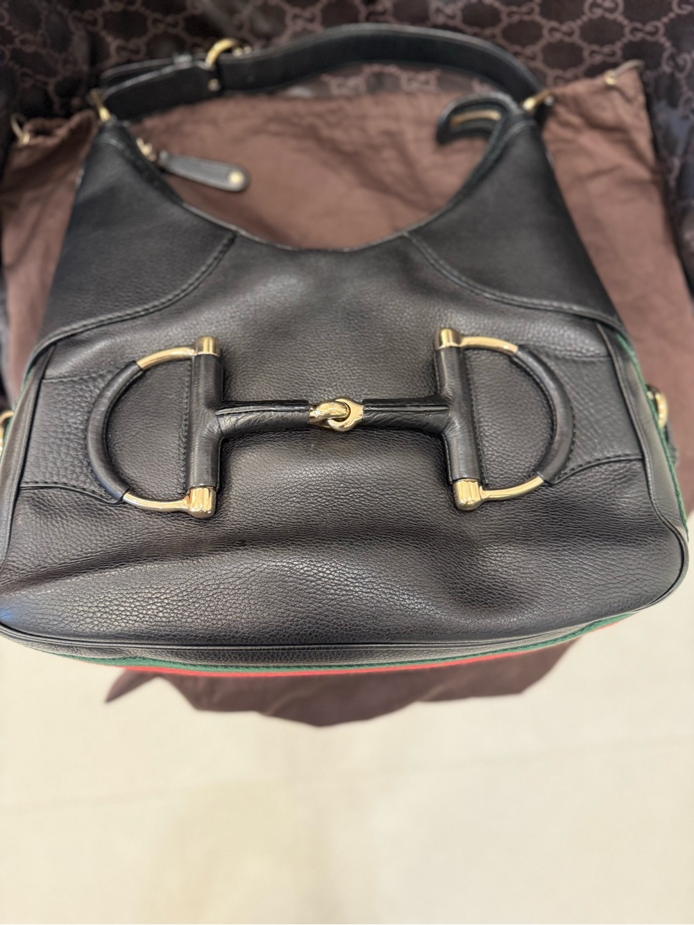 Gucci Black Leather Shoulder Bag with Horsebit Detail - Picture 8 of 15